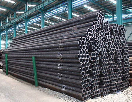 Hot Rolled A106 Pipa Baja Seamless ASTM A53 Gr. Karbon Dengan Lukisan Hitam