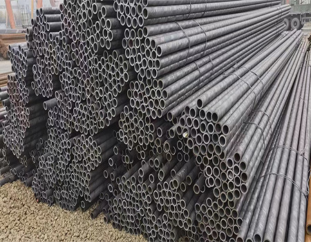 65mm Astm A192 Hot Rolled Carbon Seamless Steel Pipe Atau Tube Untuk Boiler Tekanan Tinggi